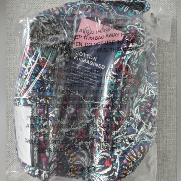 Vera Bradley Stained Glass Medallion Lunch Bunch Bag - Picture 6 of 6